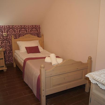 Hotel Pod Herbem -Pokoje Ozonowane เบียวิสตอก ห้อง รูปภาพ