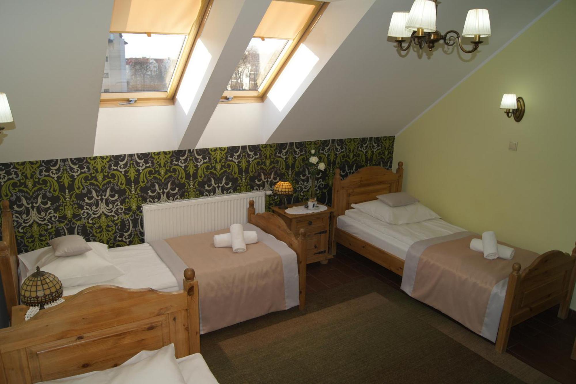 Hotel Pod Herbem -Pokoje Ozonowane เบียวิสตอก ห้อง รูปภาพ